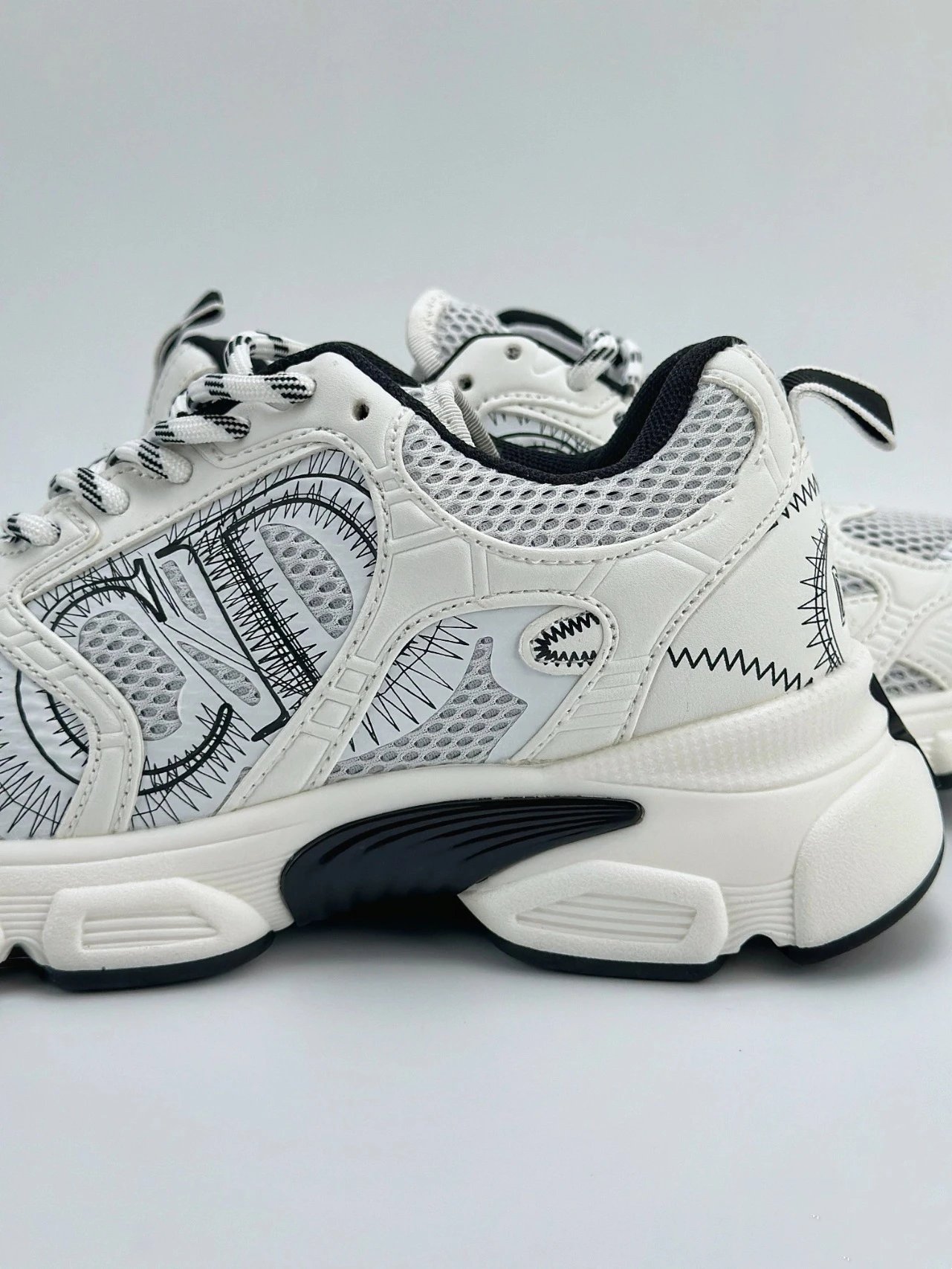 Off-White x Nike Air Monarch IV Black White Chunky Sneakers - 6