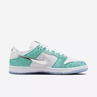 Dunk SB April — seller photo 4