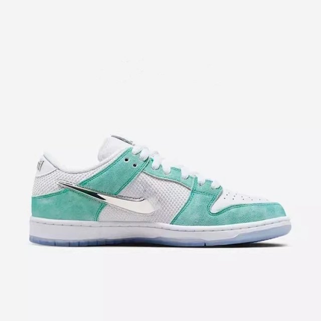 Dunk SB April: seller detail photo 3