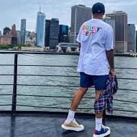 Gallery dept oversized tee — seller photo 4