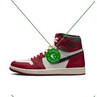 Chicago aged white and red