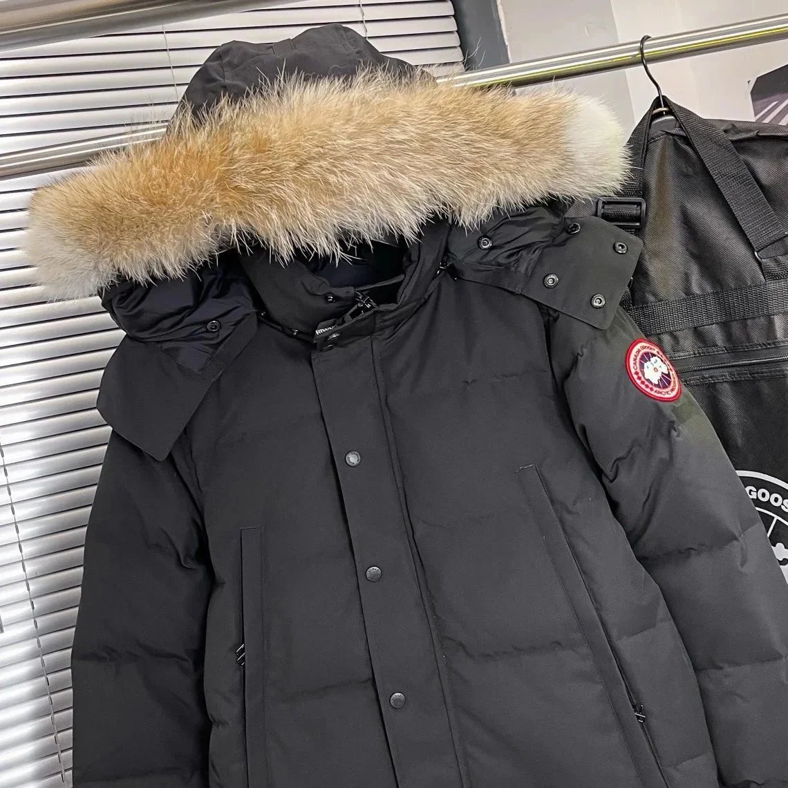 Goose Men's Down Jacket