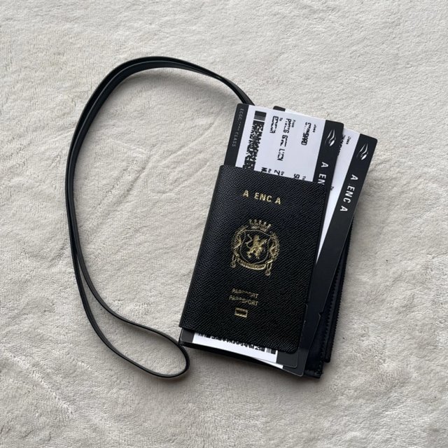 Balenciaga Passport: seller detail photo 3