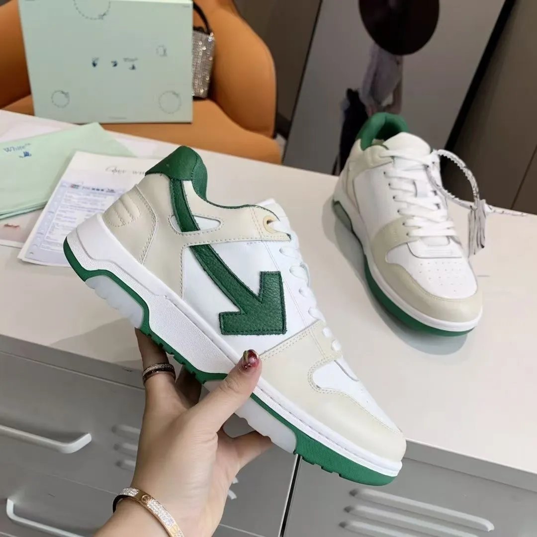 【 ABC14-1 】 Sports shoes