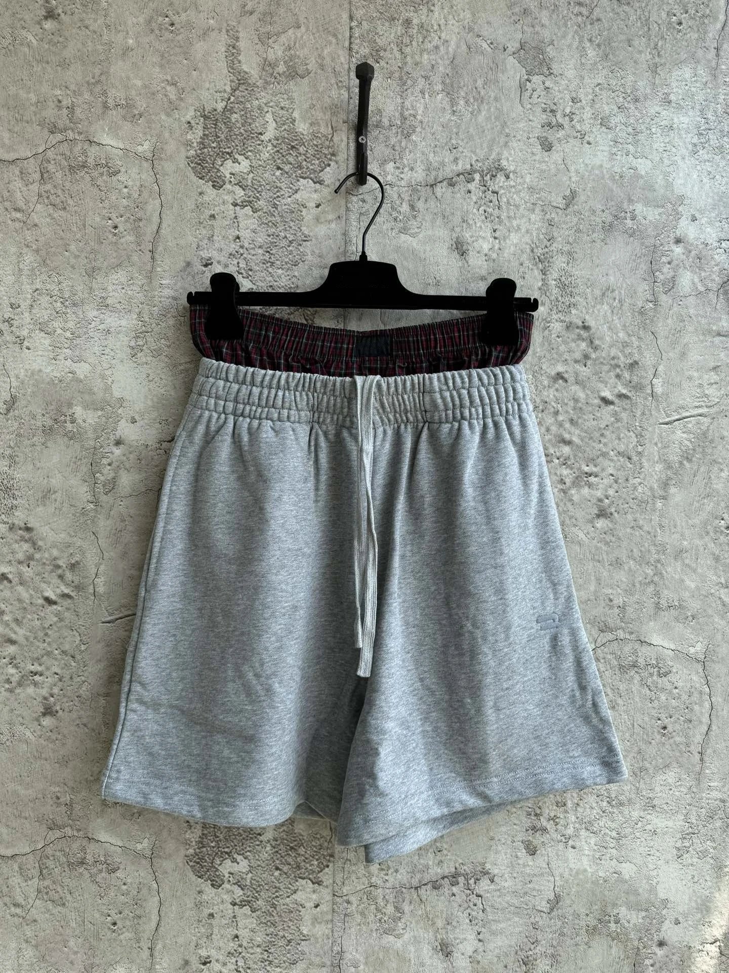 Balenciaga Sag Shorts Black 3