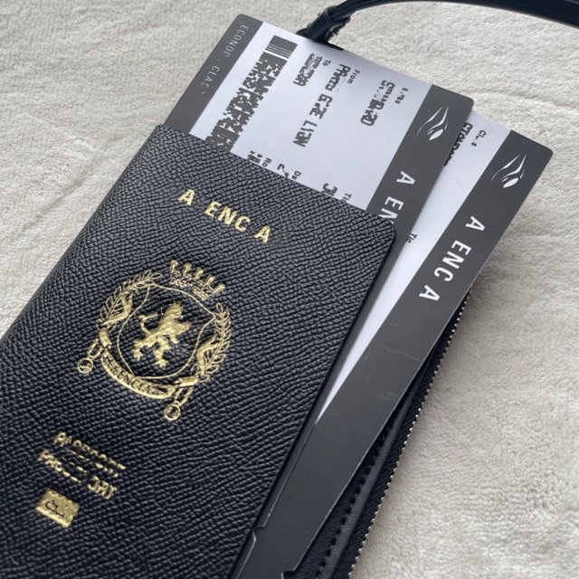 Balenciaga Passport: seller detail photo 5