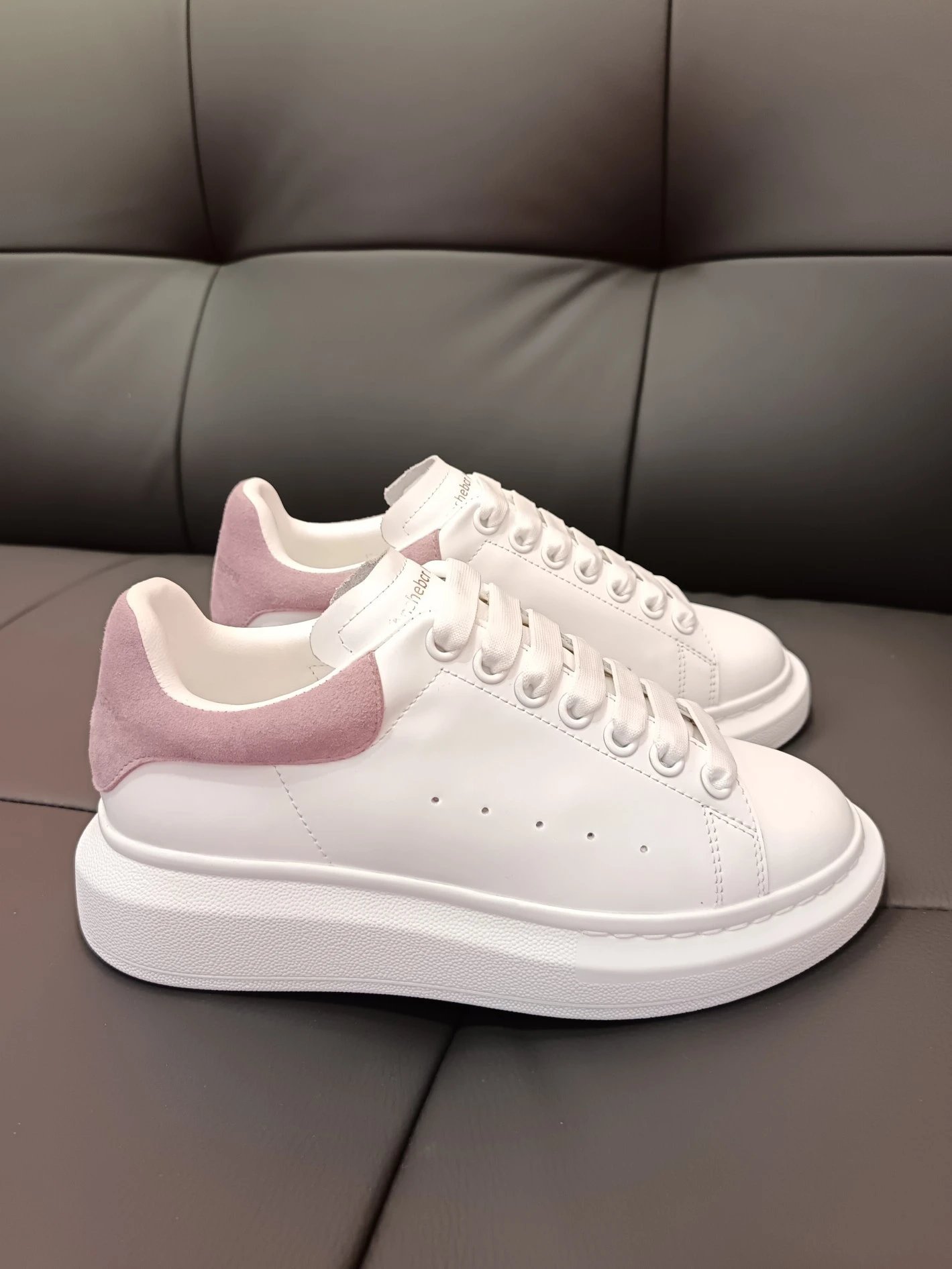 Alexander Mcqueens Budget 10