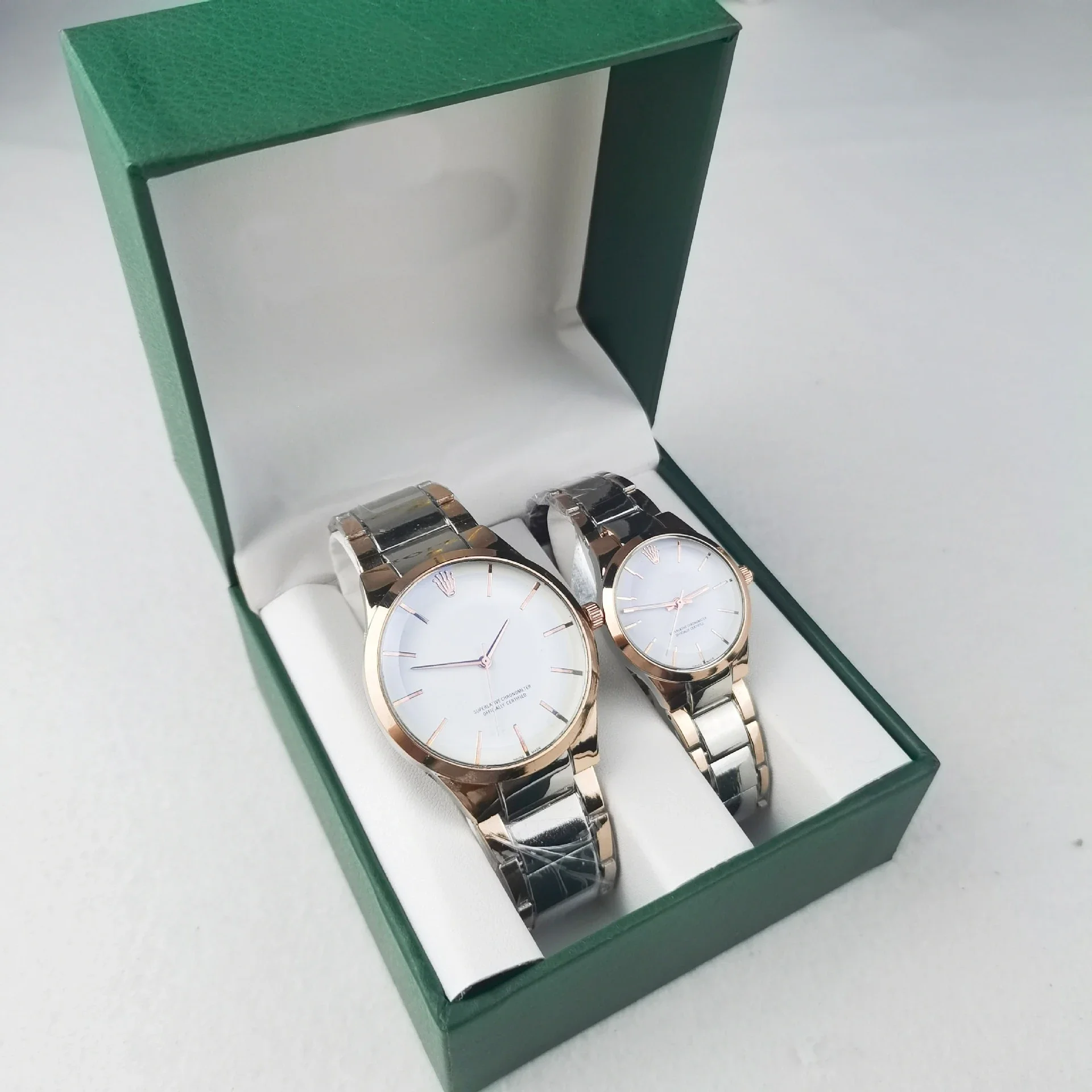 Minimalist-style Rolex watches for couples