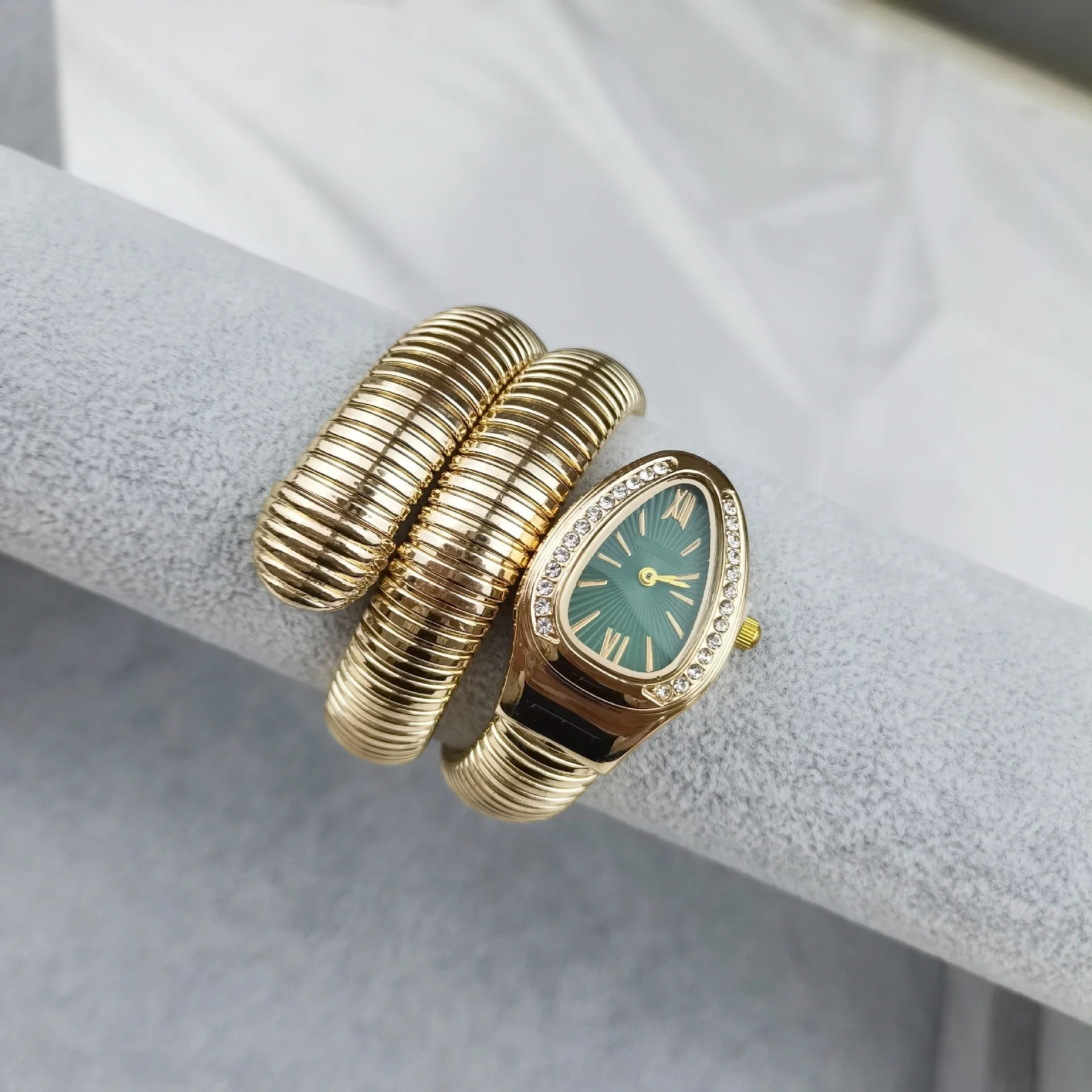Bvlgari Serpenti watch