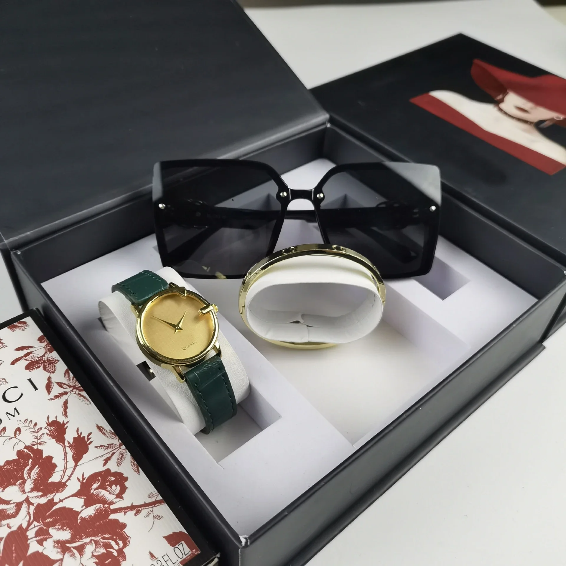 Gucci watch set