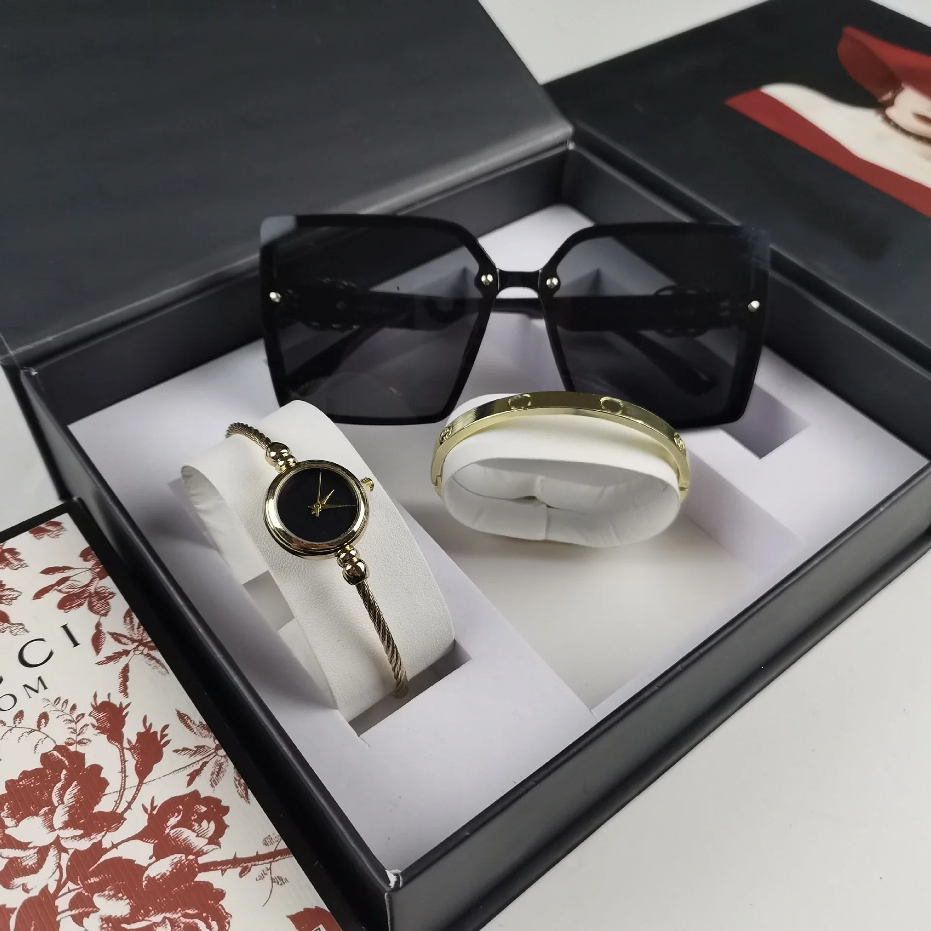 Gucci watch set