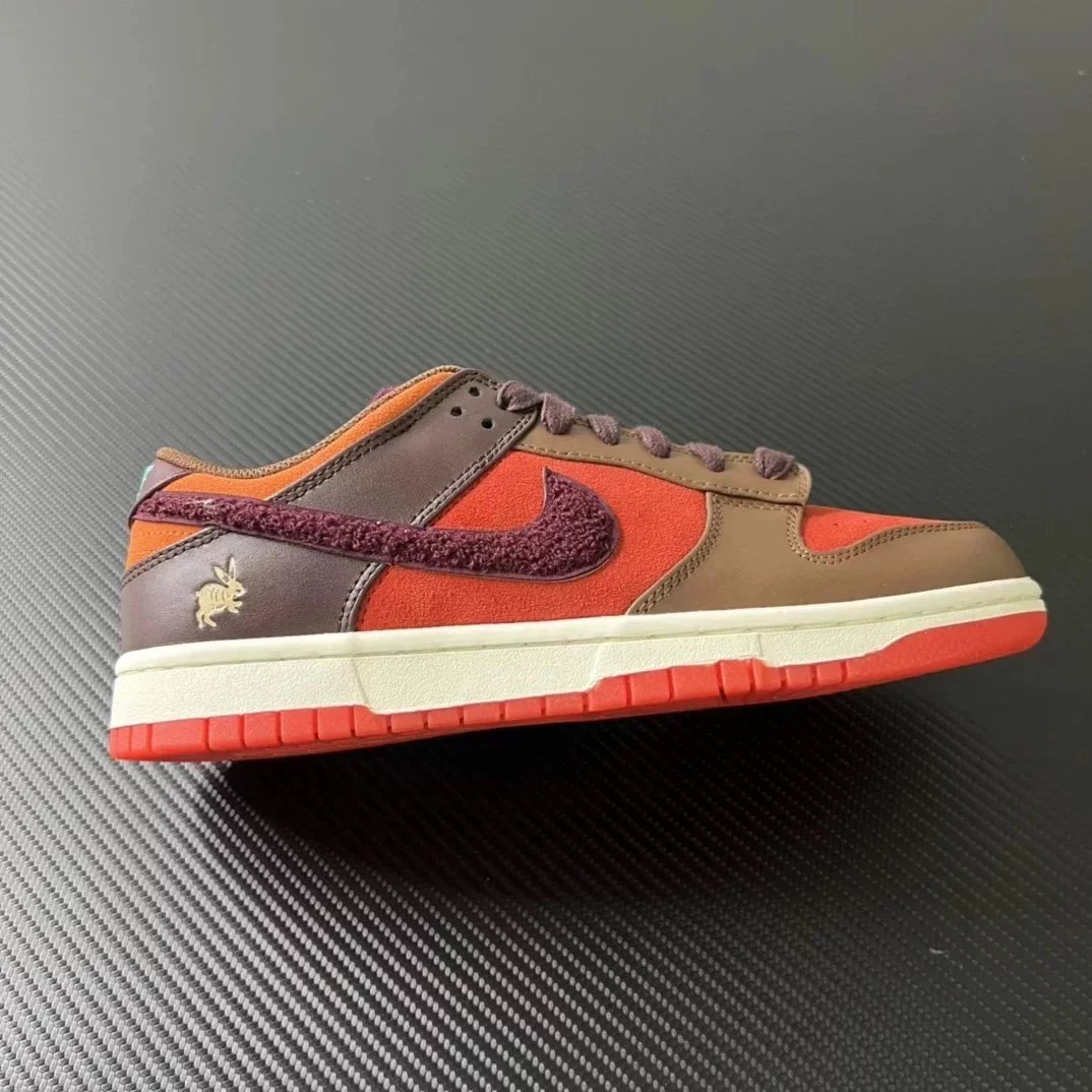 Dunk Chengdu Year of the Rabbit Limited FD4203-661