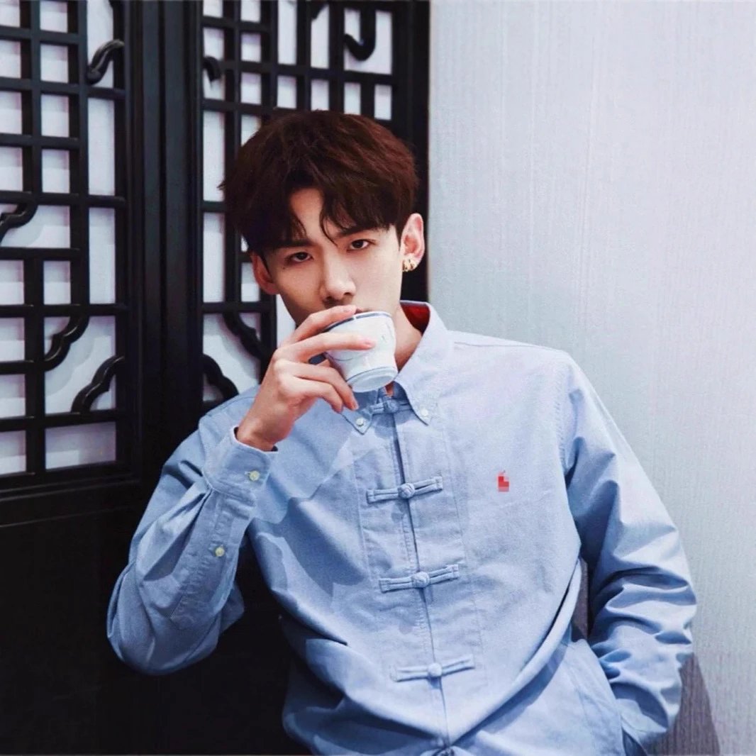 Clot × RL Traditional Tang Jacket Blue/White - Gallery Image 2 - Detailed View