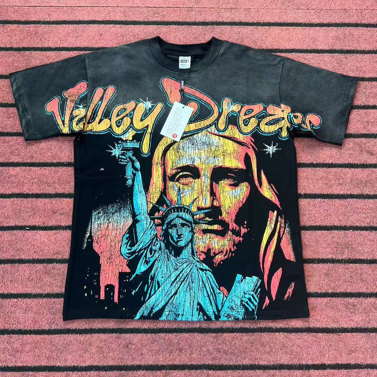 Valley Geometric Print Washed Tee - Gallery Image 2 - Detailed View