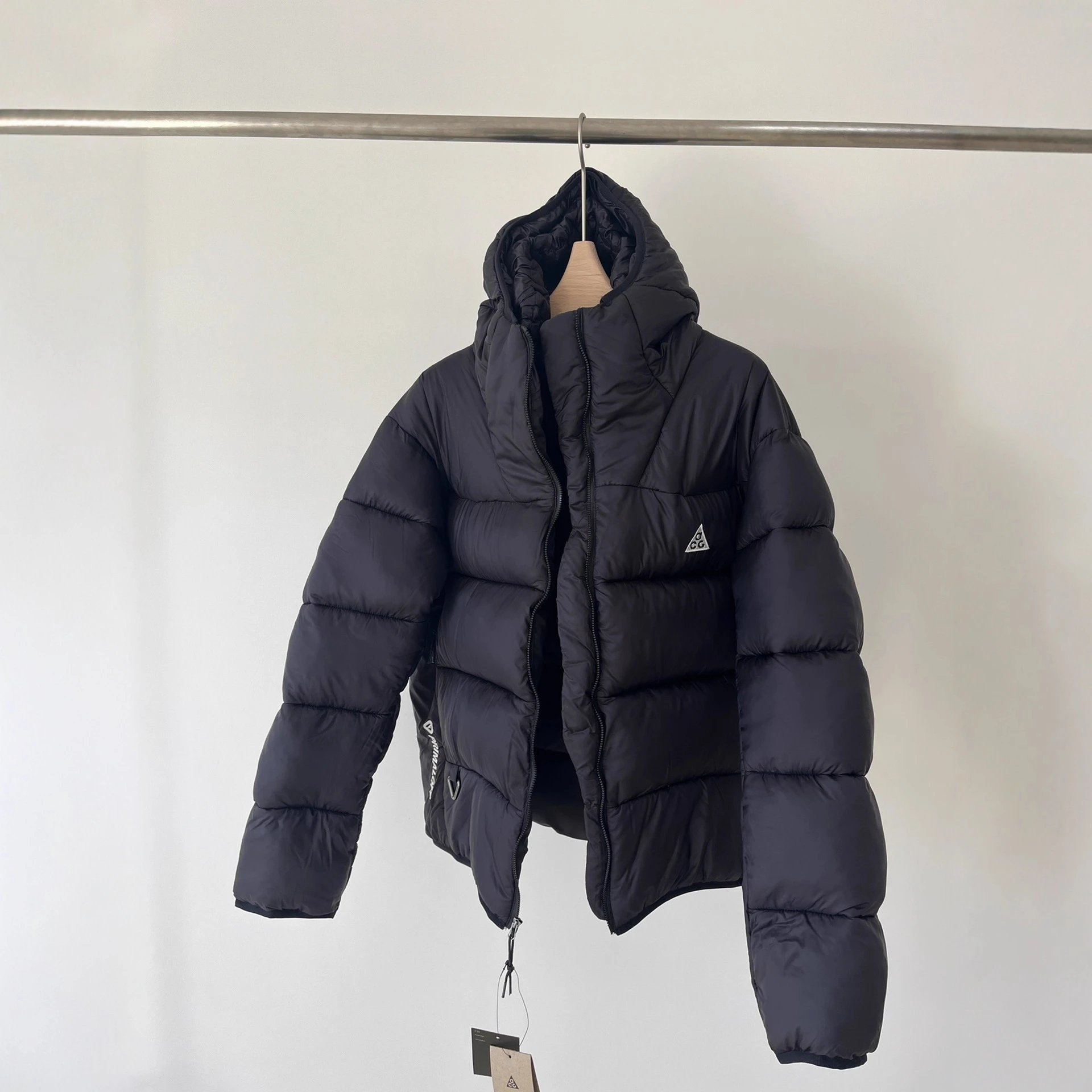 ACG Padded Hooded Jacket Black - High Quality Product Image - Cnfans
