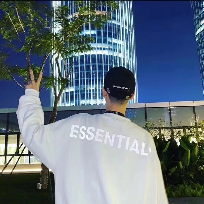 Streetwear Reflective Lettering Crewneck Sweatshirt Ivory - Gallery Image 8 - Detailed View