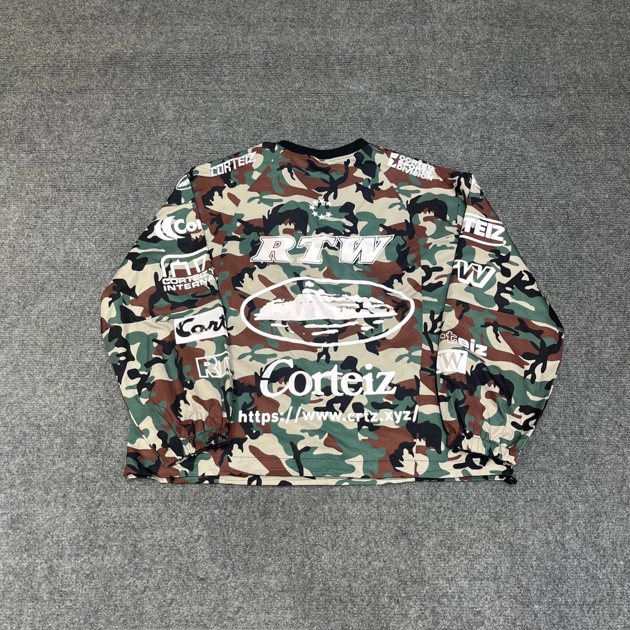 Corteiz Camo Print Long Sleeve T-Shirts - Gallery Image 4 - Detailed View