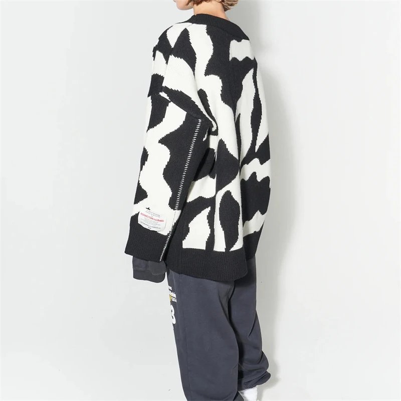 High Street Knit Cardigan Noir - Gallery Image 3 - Detailed View