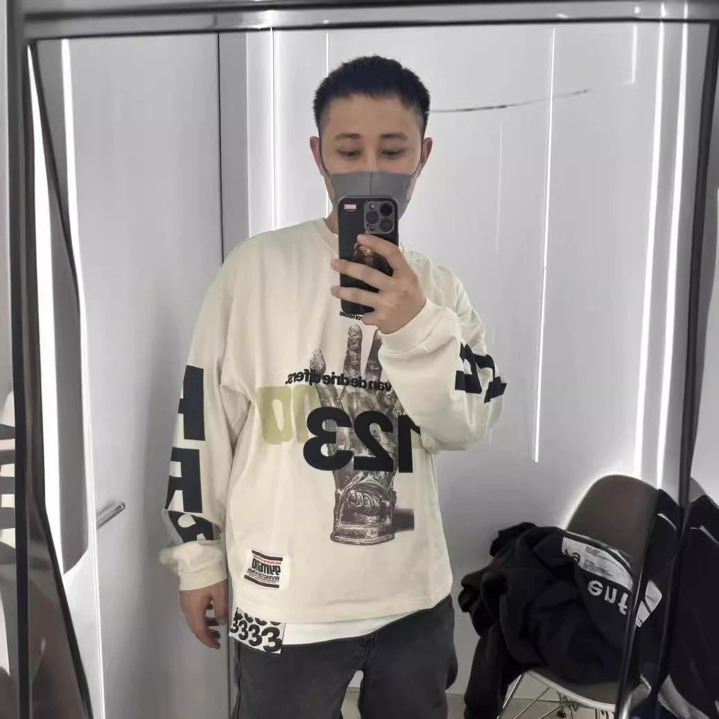 Vintage Graffiti Tee Ecru - Gallery Image 3 - Detailed View