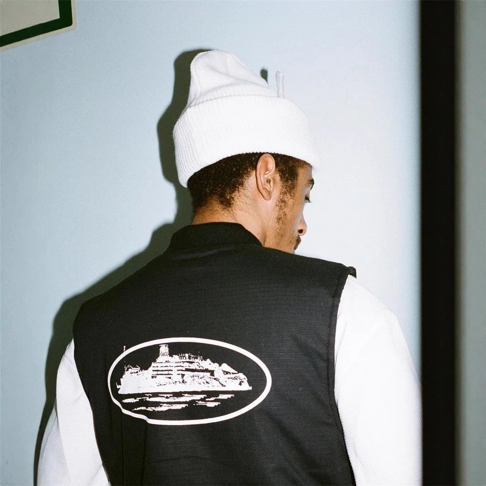 Sssaint Louis Graphic Padded Vest - Gallery Image 4 - Detailed View