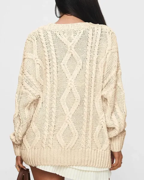 Cable Knit Oversized Sweater in Burgundy - 9