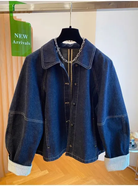Design Oversized Denim Jacket with Contrast Stitching and Ribbed Cuffs - 1