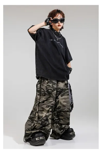 Design Streetwear Set: Acid Wash Black T-Shirt + Camo Cargo Pants + Leather Gloves + Cross Necklace + Bandana Keychain - 11