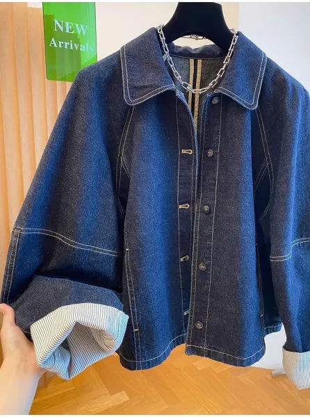 Design Oversized Denim Jacket with Contrast Stitching and Ribbed Cuffs - 5