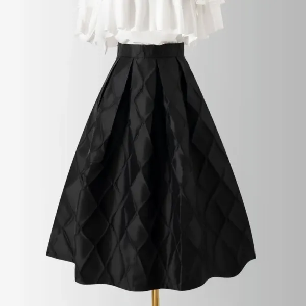 Quilted A-Line Midi Skirt in Black - 5