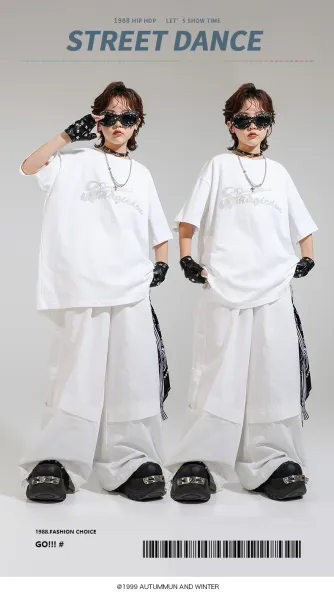 Magicdou Graphic Embroidered Oversized T-Shirt and Wide-Leg Pants Set in White with Black Accessories - 2