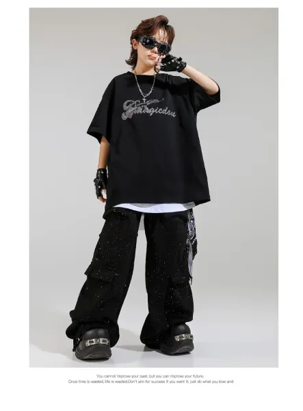 Design Streetwear Set: Glitter Graphic T-Shirt + Cargo Pants + Fingerless Gloves + Bandana Keychain Black/White - 15