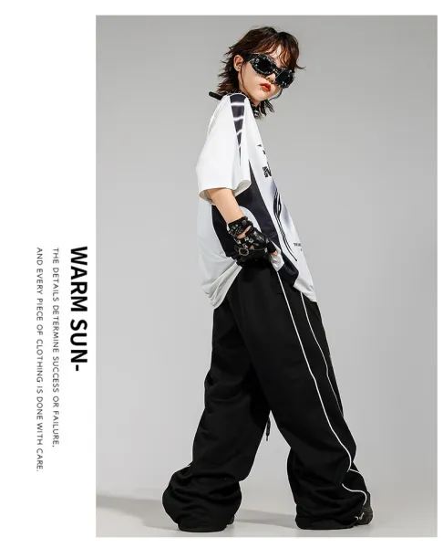 MFDD Magic McDou 70 Graphic Oversized T-Shirt + Wide-Leg Sweatpants Set Black/White - 11