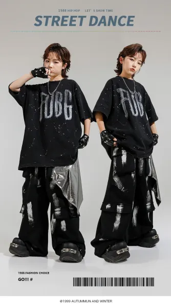 FUBG Graffiti Print Oversized T-Shirt and Cargo Pants Set Black - 2
