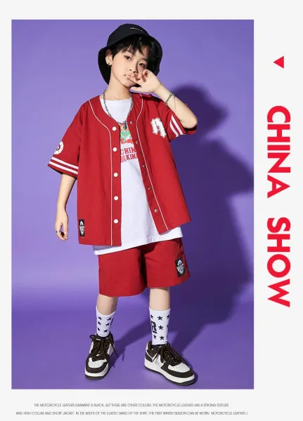 Design Streetwear Set: Red Baseball Jacket, White Graphic Tee, Red Shorts, Star Socks & Black Bucket Hat - 14