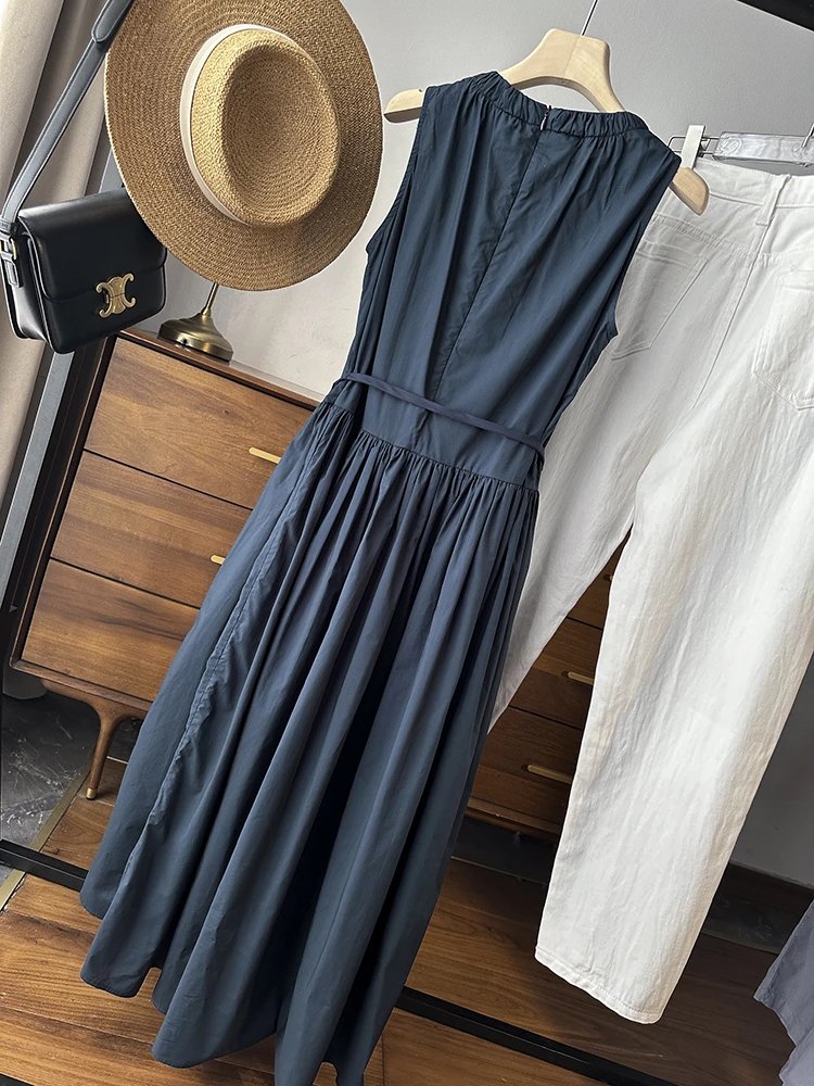 Design Sleeveless Smocked Waist Midi Dress in Navy, Black, and Floral Prints - 3
