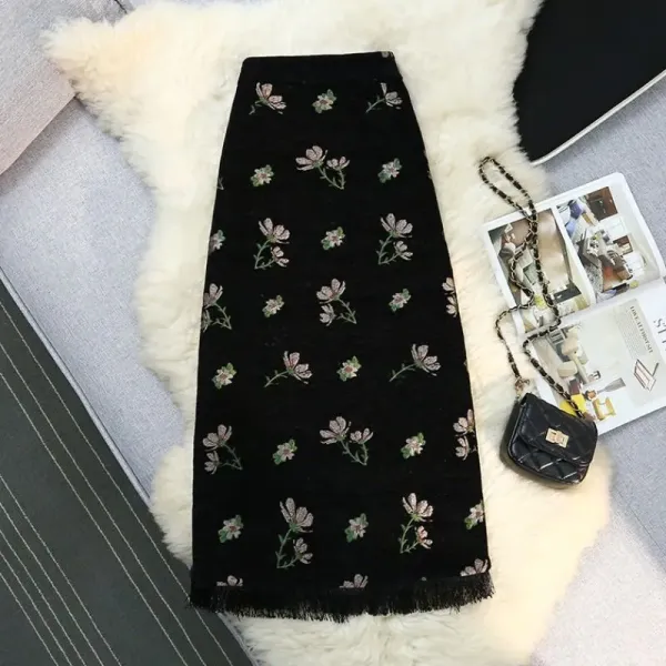 Floral Embroidered Velvet Skirt Black - 3