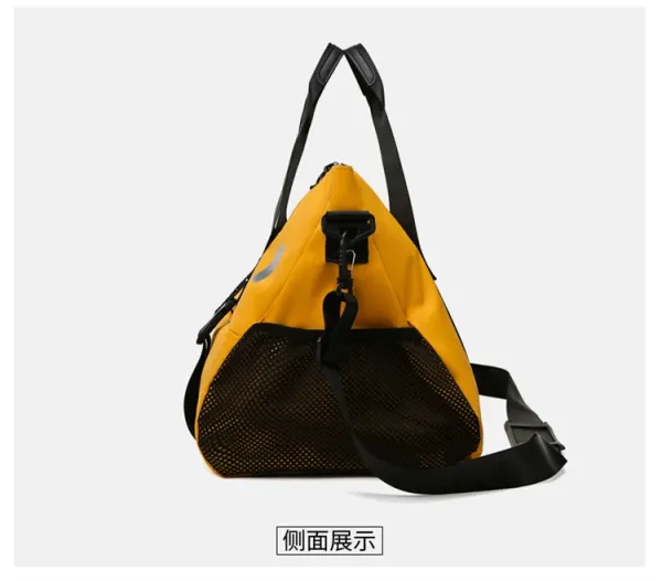 Design Sporty Duffle Bag Pink with Black Straps - 32