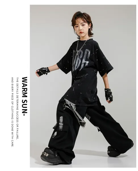 FUBG Graffiti Print Oversized T-Shirt and Cargo Pants Set Black - 12