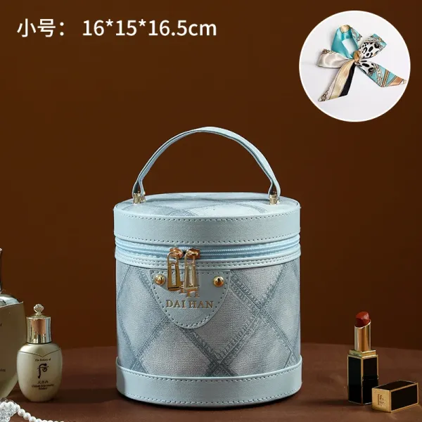 Dai Han Quilted Round Cosmetic Bag Light Blue Handbag - 1