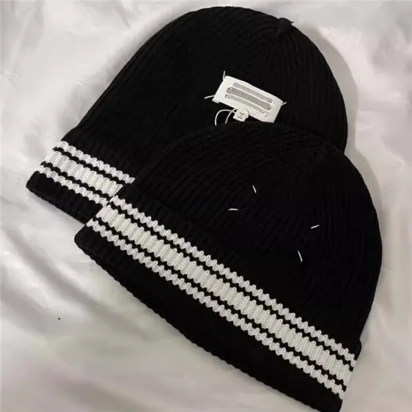 Maison Margiela Tabi Stitch Beanie Black and Gray - 21