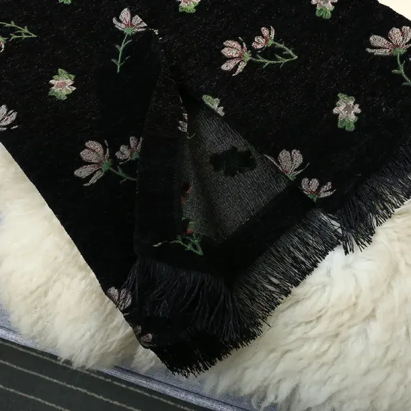 Floral Embroidered Velvet Skirt Black - 4
