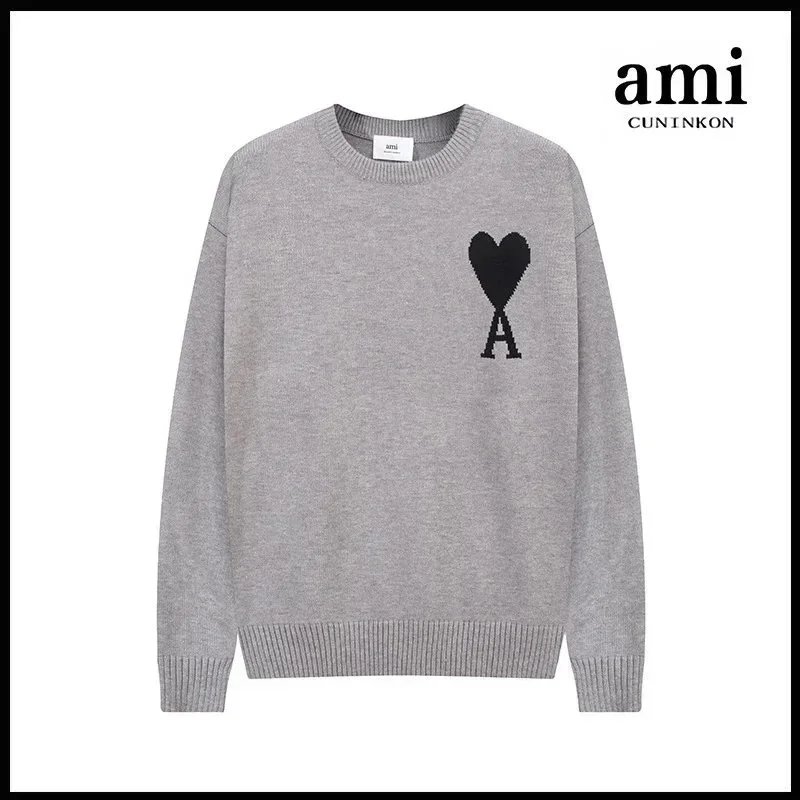 Round Neck Big Heart Design photo 6
