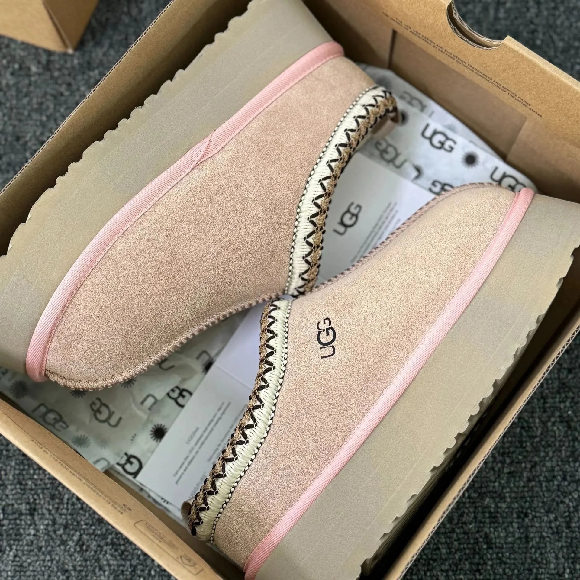 粉色//厚底雪地靴