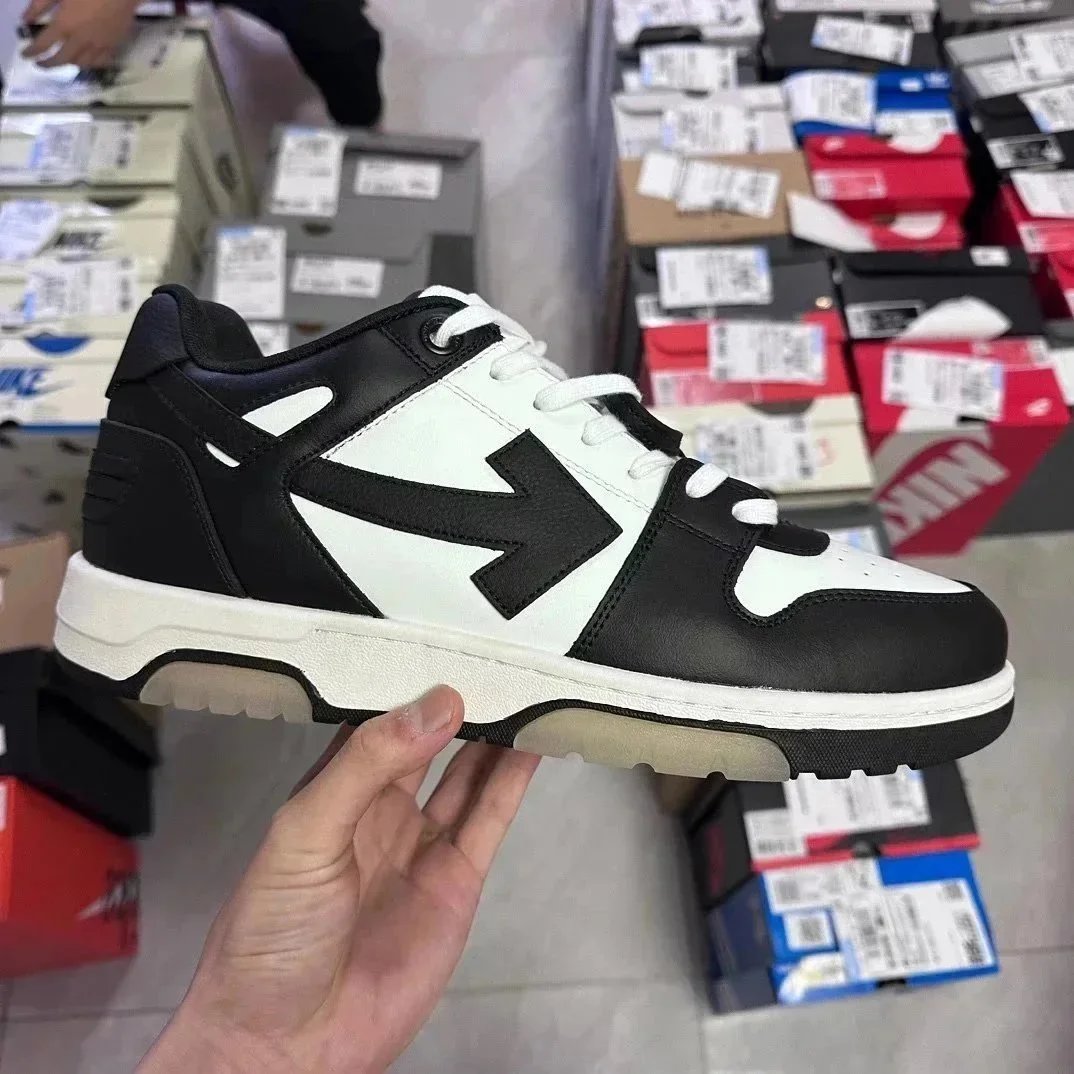 Off-White c/o Virgil Abloh Arrow Low White Violet Sneakers - 6