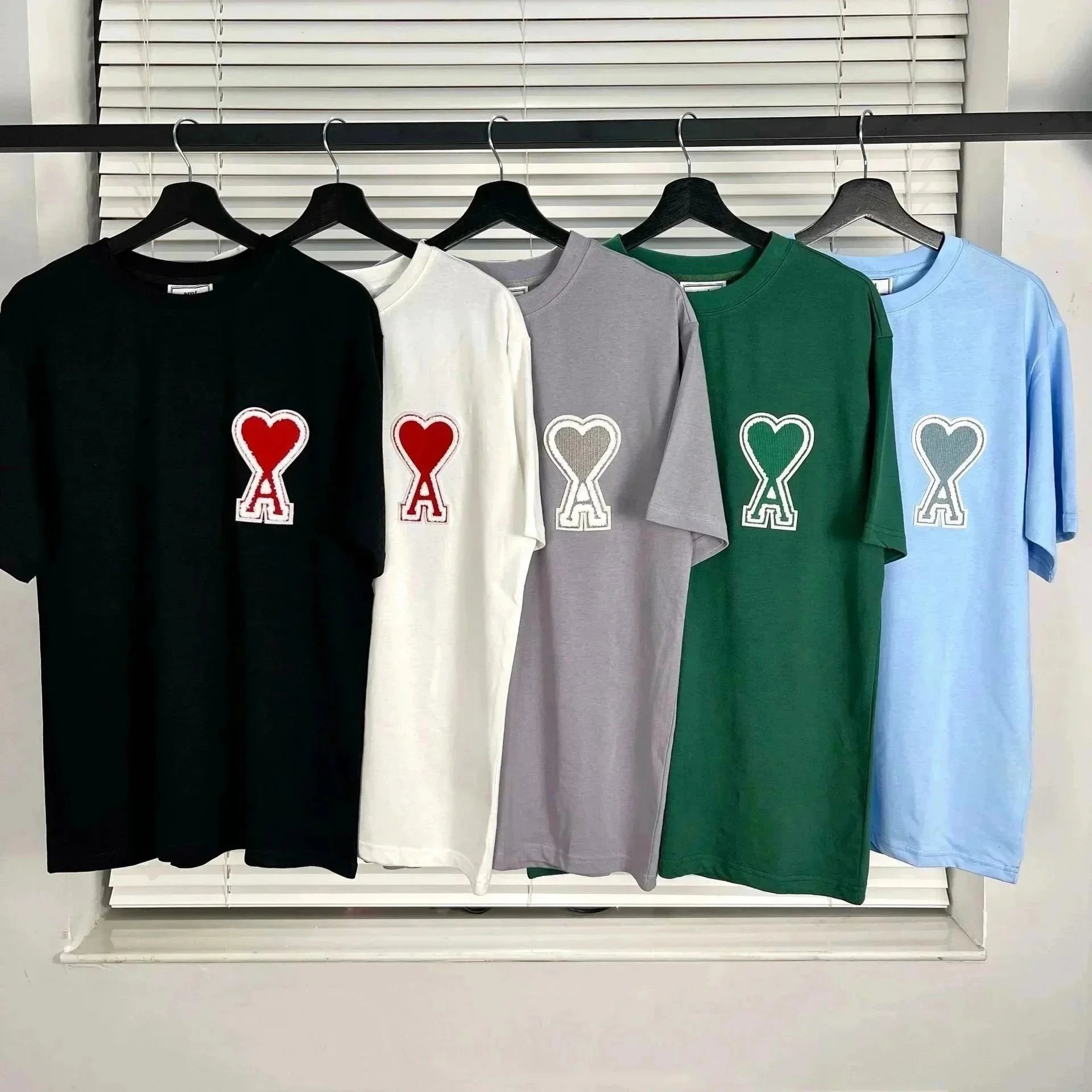 Ami Paris Heart Logo T-Shirt White - 5