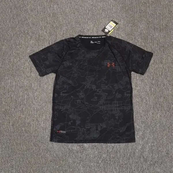 Under Armour HeatGear Camo Black T-Shirt - 1