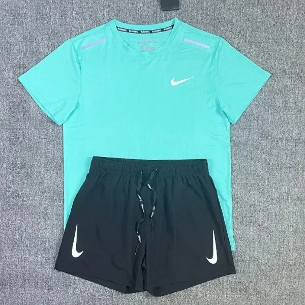 Nike Running Set Turquoise and Black Activewear - 1