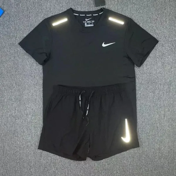 Nike Running Reflective Tech T-Shirt and Shorts Set Black - 1