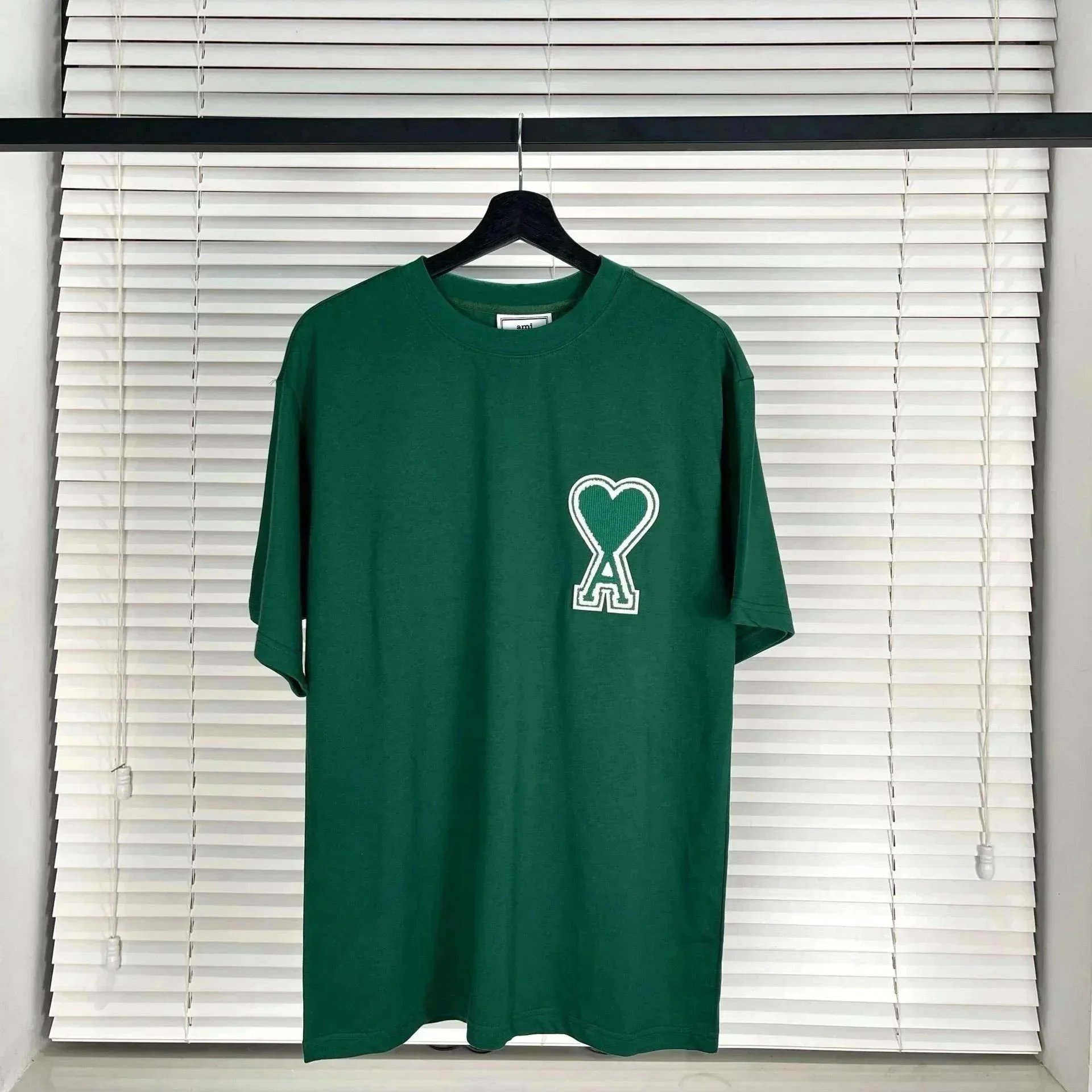 Ami Paris Heart Logo T-Shirt White - 12