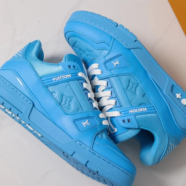 Louis Vuitton Sneakers Monogram Leather Low-Top product detail image 34